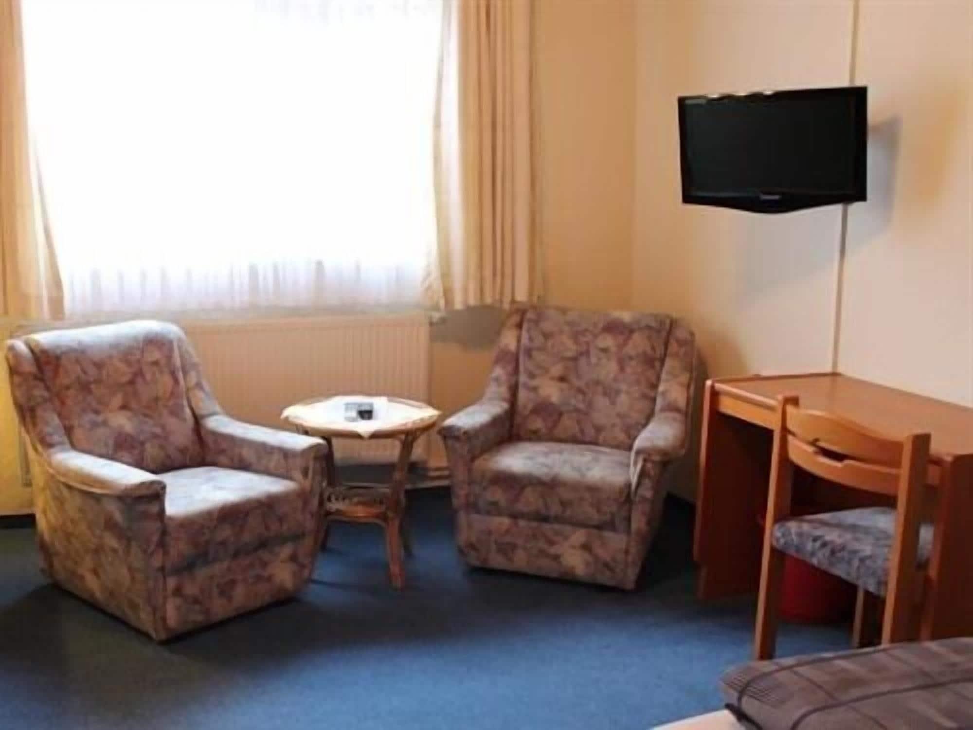 วัลด์โฮเทล ซูร์ วินเนอบวร์ค Hotel โคเคห์ม ภายนอก รูปภาพ
